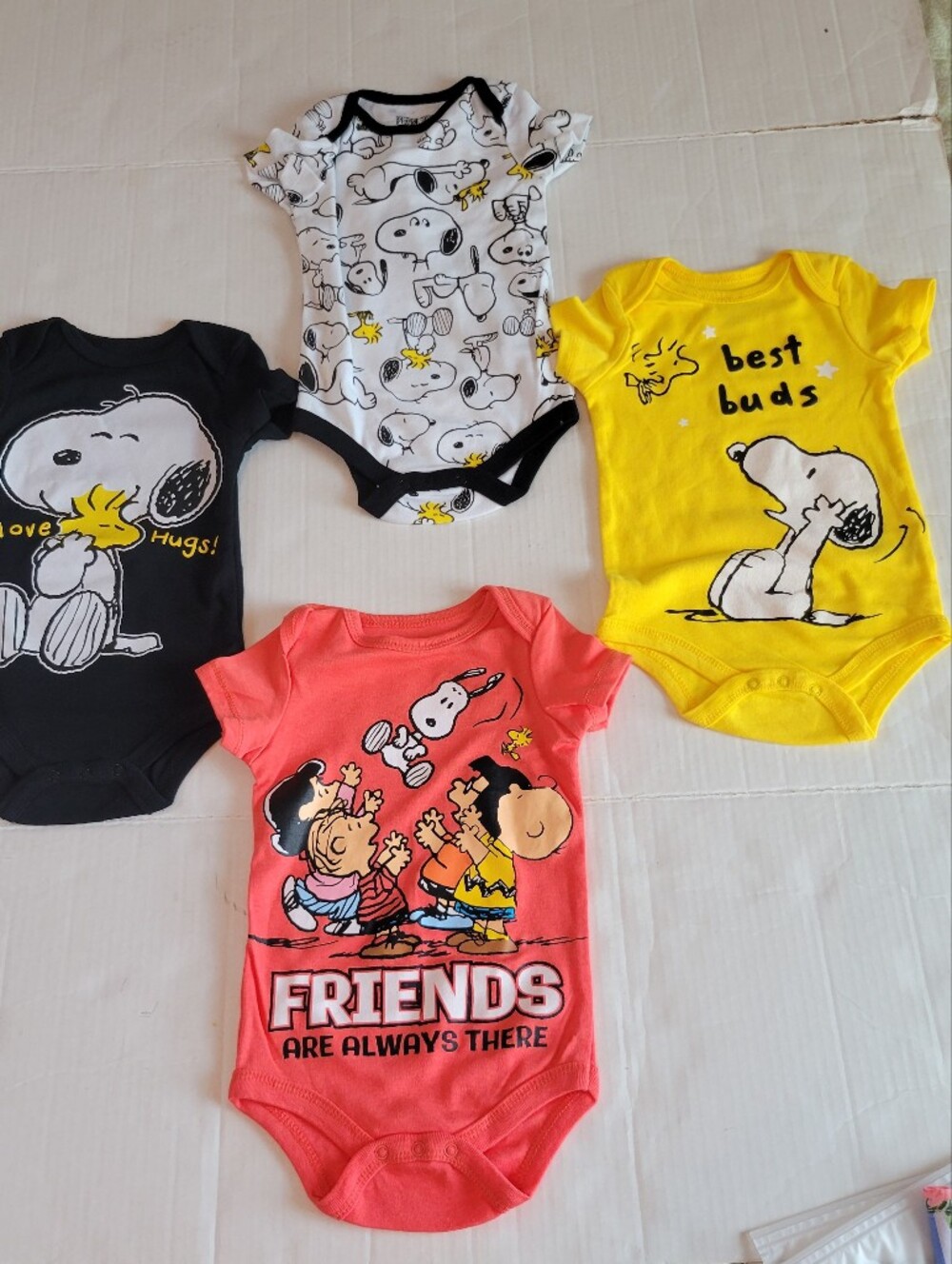 Peanuts Snoopy & Friends Set of 4 One Pieces With Snap Close 12 Months